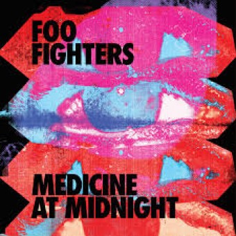 Foo Fighters 2021 - Medicine At Midnight - Na escolha de 10 álbuns musicais, 10 filmes ou desenhos, o Pen-Drive será grátis...Aproveite!