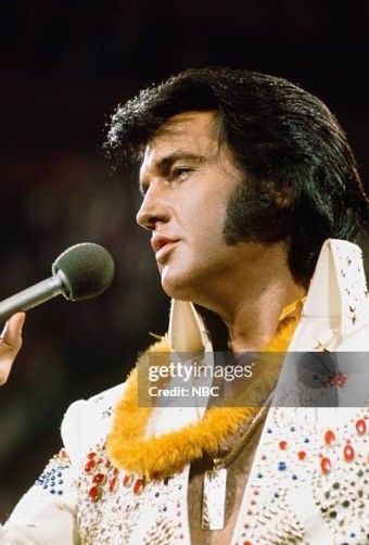 Elvis Presley (VIDEO) - In Person (1973) - *Na Escolha de 10 álbuns musicais, 10 filmes ou desenhos, o Pen-Drive será grátis...Aproveite!