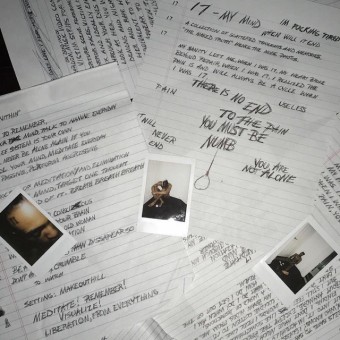 XXXTentacion 2017 - 17 (Album) - Na escolha de 10 álbuns musicais, 10 filmes ou desenhos, o Pen-Drive será grátis...Aproveite!