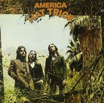 America 1972 - Homecoming & Hat Trick - Na escolha de 10 álbuns musicais, 10 filmes ou desenhos, o Pen-Drive será grátis...Aproveite!