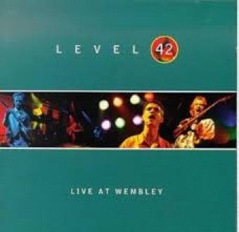 Level 42 1982 - Live At Wembley - Na escolha de 10 álbuns musicais, 10 filmes ou desenhos, o Pen-Drive será grátis...Aproveite!