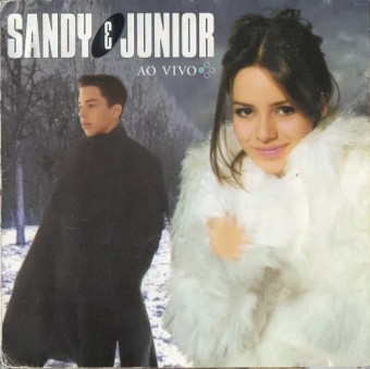 Sandy & Junior 2000 - As Quatro Estações (Ao Vivo) - Na Escolha de 10 álbuns musicais, 10 filmes ou desenhos, o Pen-Drive será grátis...Aproveite!