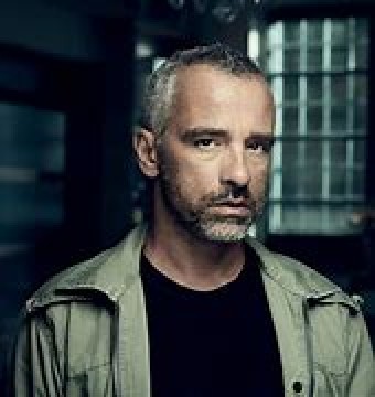 Eros Ramazzotti 2013 - Eros Anteros - Na escolha de 10 álbuns musicais, 10 filmes ou desenhos, o Pen-Drive será grátis...Aproveite!