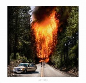 Ladytron 2019 - Ladytron - Na escolha de 10 álbuns musicais, 10 filmes ou desenhos, o Pen-Drive será grátis...Aproveite!