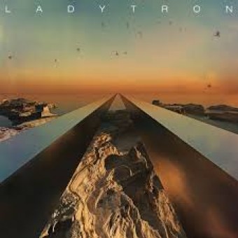 Ladytron 2011 - Gravity The Seducer - Na escolha de 10 álbuns musicais, 10 filmes ou desenhos, o Pen-Drive será grátis...Aproveite!